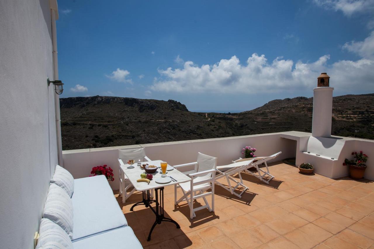 Nostos Guesthouse Kythira Town Bagian luar foto